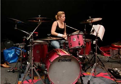 Baterista Samantha Maloney