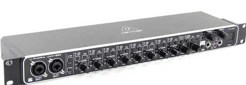 Behringer U-Phoria UMC1820 Interface Áudio
