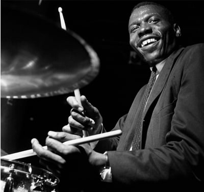 O baterista de jazz Elvin Jones