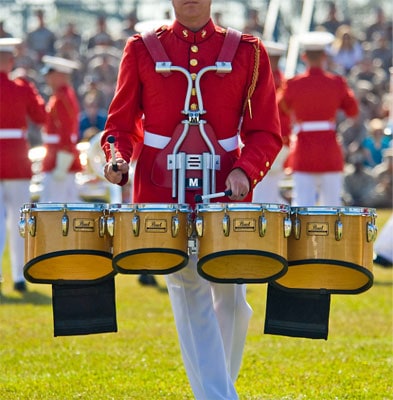 Uma banda de marchas multi-tenor