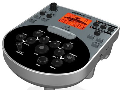 O módulo de bateria Behringer XD80USB