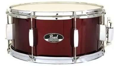 O kit de bateria Pearl Roadshow