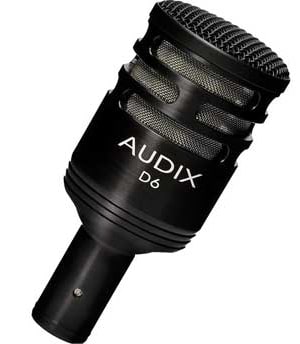 O microfone de tambor baixo Audix D6