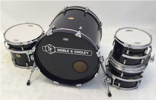 A marca de tambores personalizados Noble & Cooley